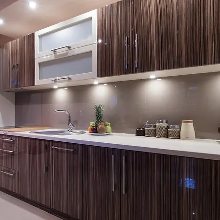 Apartament Familijny Апартаменты *